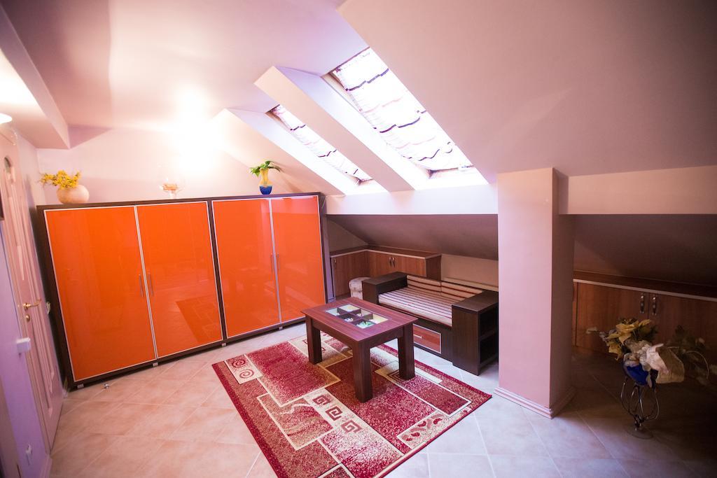 Hotel Home Sweet Home Chişinău Habitación foto